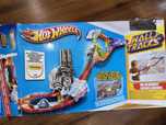 Трек Hot Wheels Wall trucks бу состояние нового