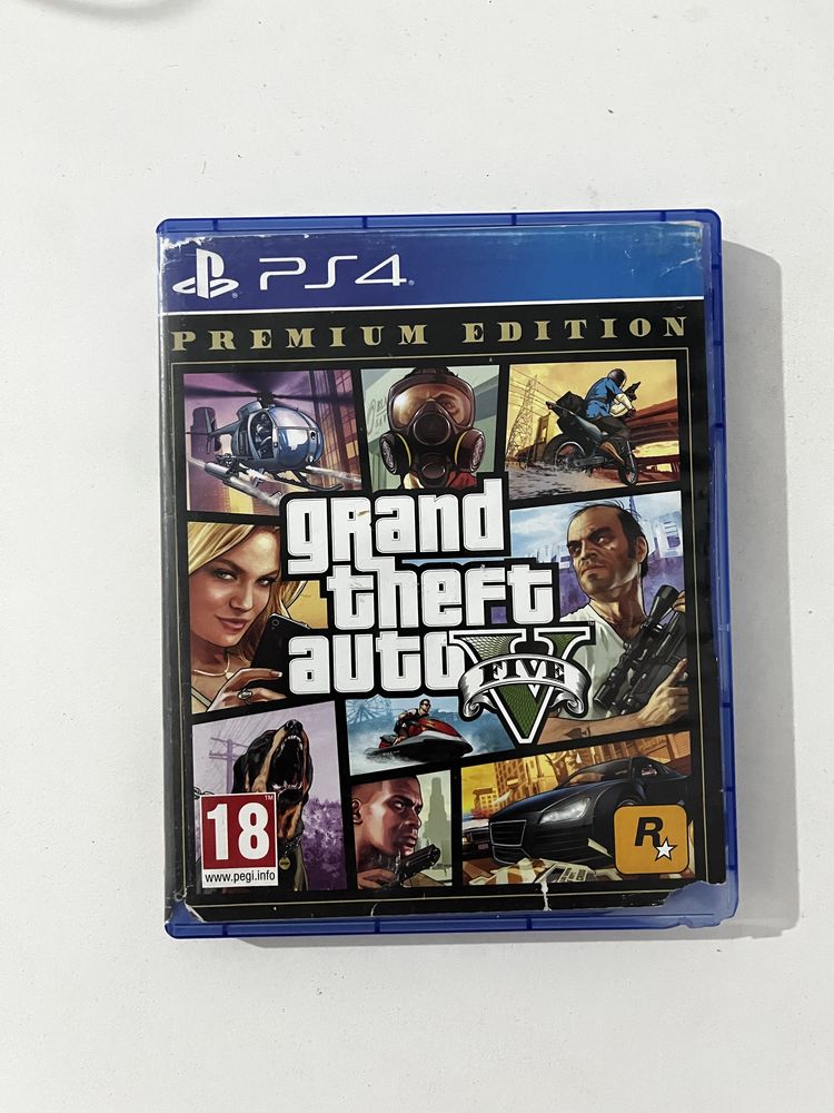 Ps5 “God of war” ;  Ps4 “UFC 4” ; Ps4 “GTA 5 premium edition”