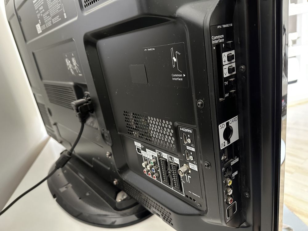 Телевизор Panasonic TX-PR42S20