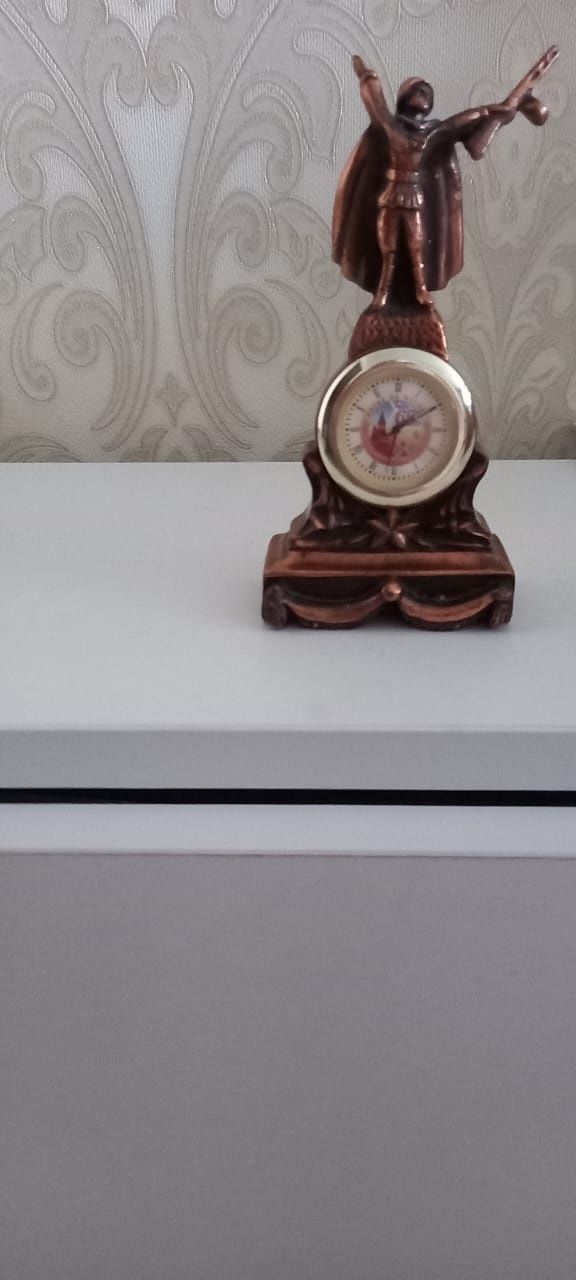 Продам статуэтку