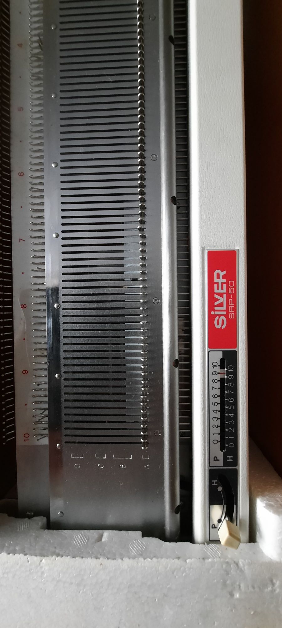 Продам вязальную машину Silver reed srp 50