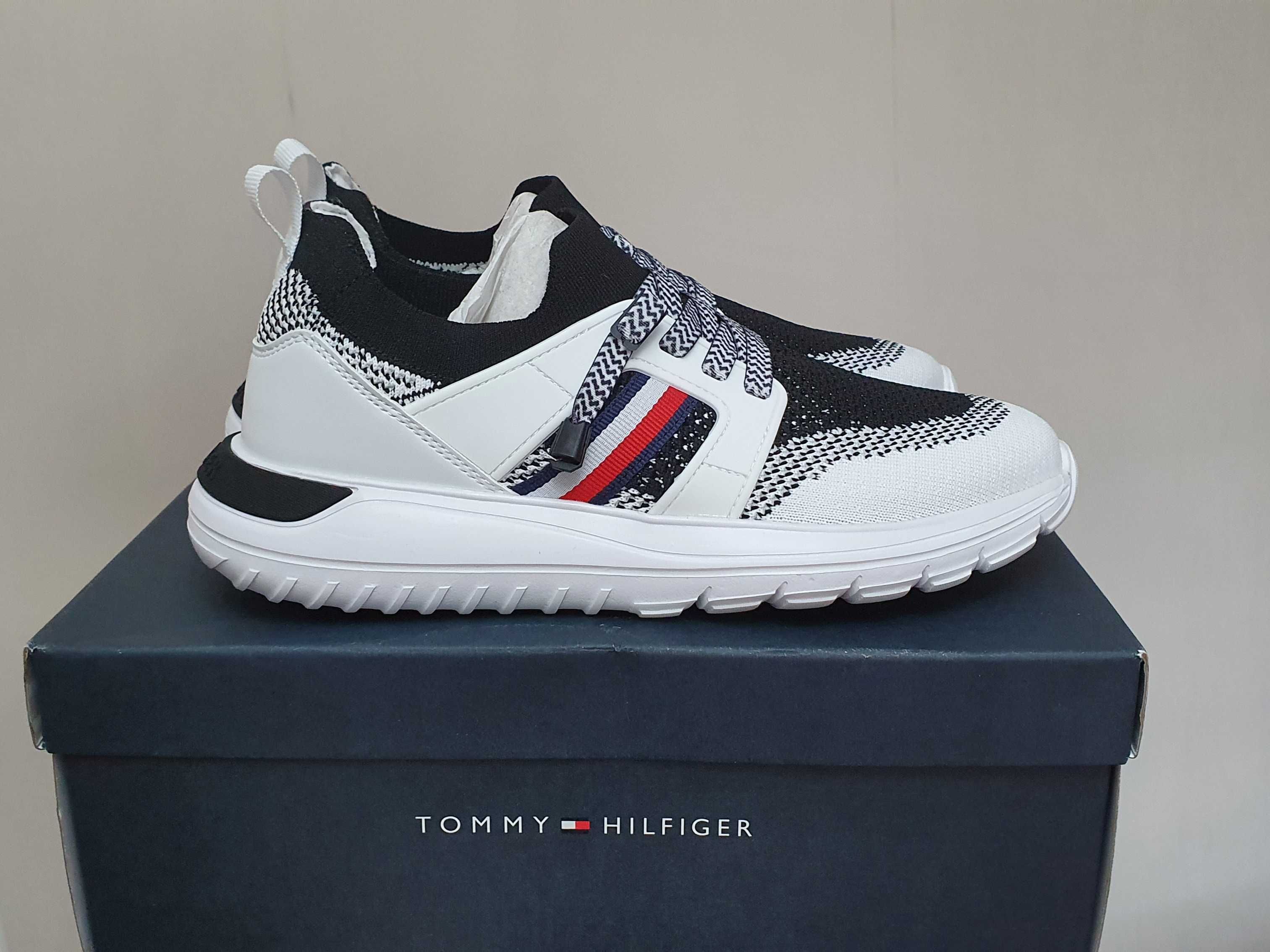 Кроссовки tommy hilfiger (новые, размер 38)