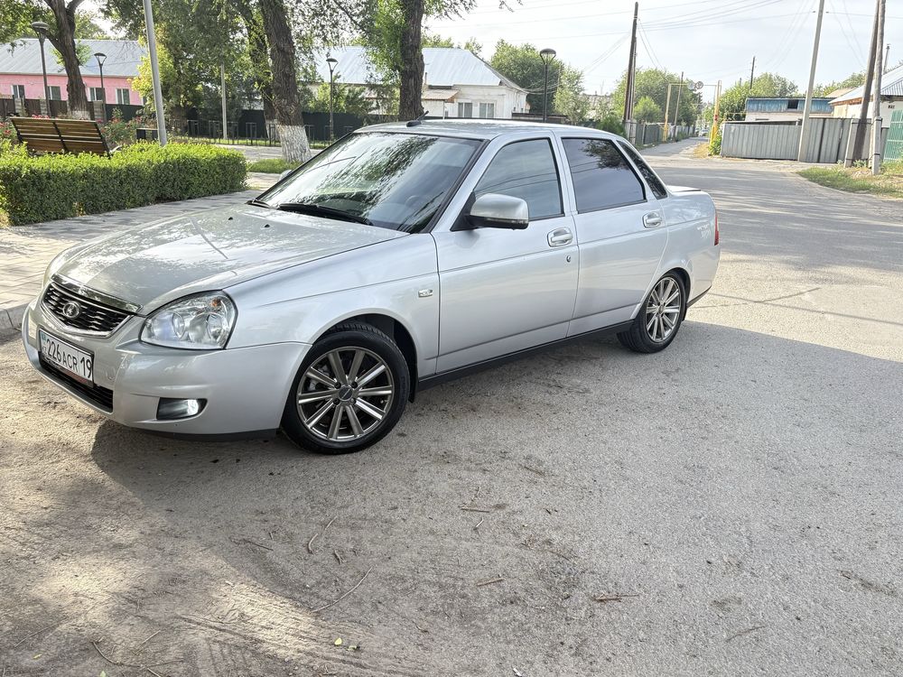 Продам приору в хорошем состояний