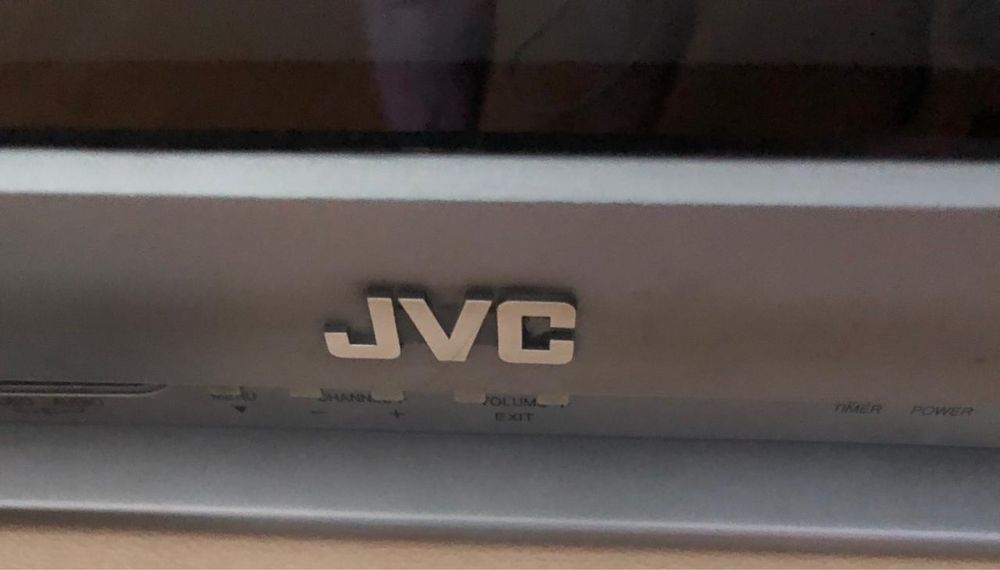 Продаю телевизор JVC
