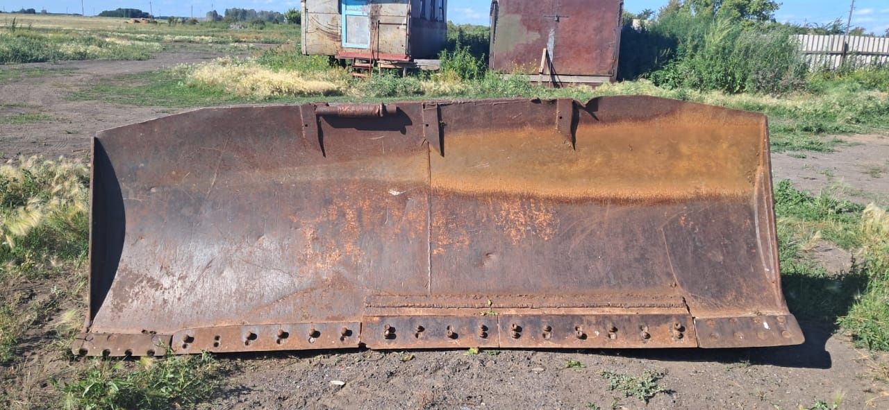 Лопата для трактора