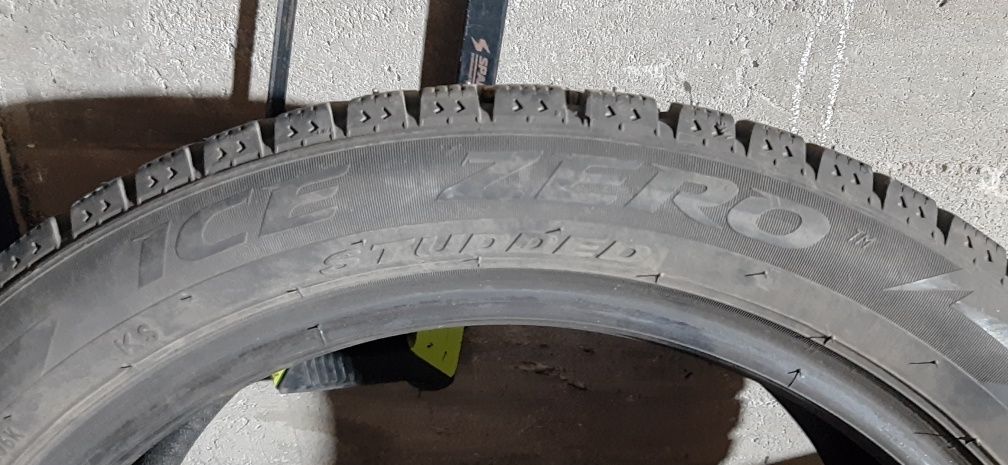 Зимняя резина Pirelli Ice Zero 255/45/17