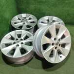 Продам Диски оригинал R17 7J 5/114,3 ET 33 Toyota Vellfire / Alphard