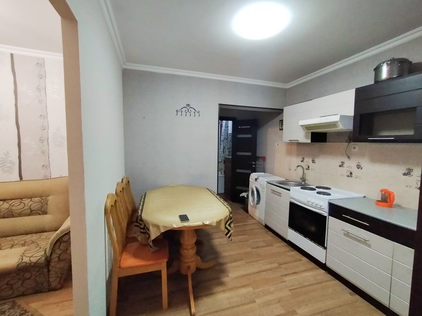 Продается 2-х комнатная квартира на Степном-3 Турист - Норма