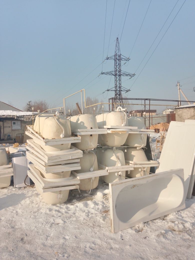 Улица Азаттык дом51 Продам ванны
