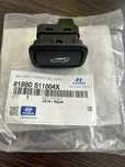Кнопка открывания багажника Hyundai Tucson 4 (20-23г)