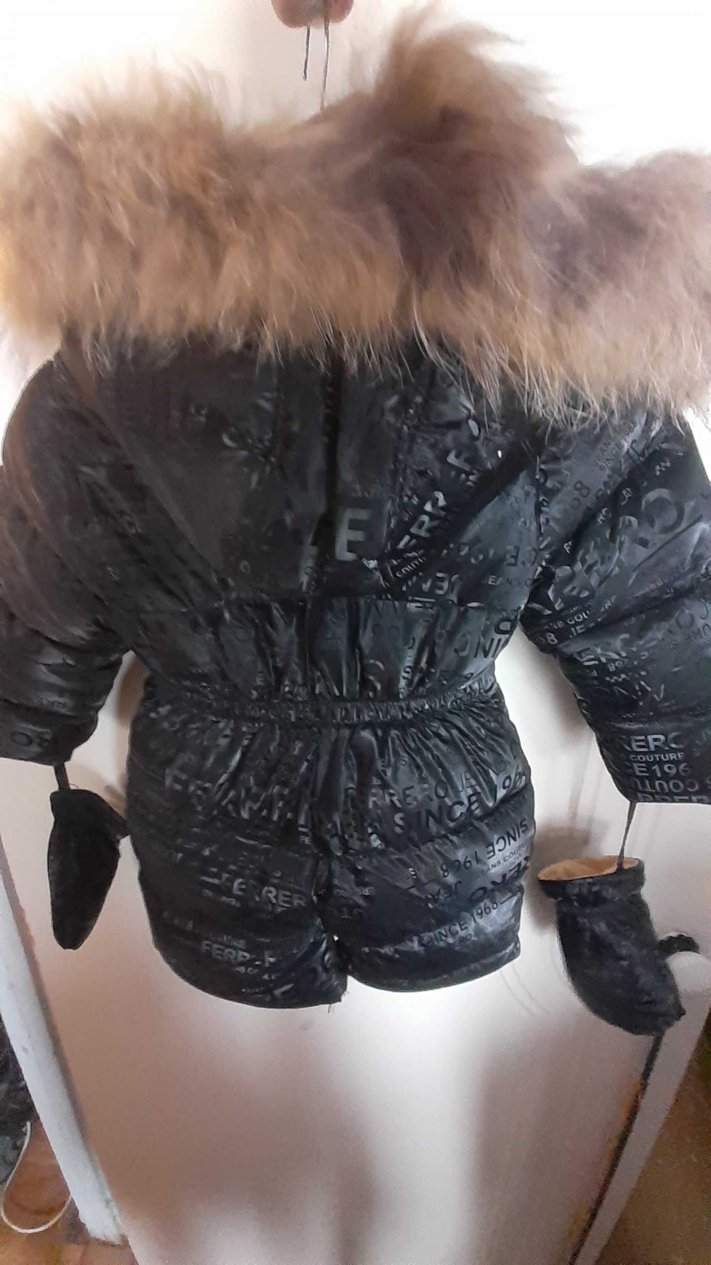 детский комбинезон Б/У 10000 торг,размер 80СМ,Moncler.