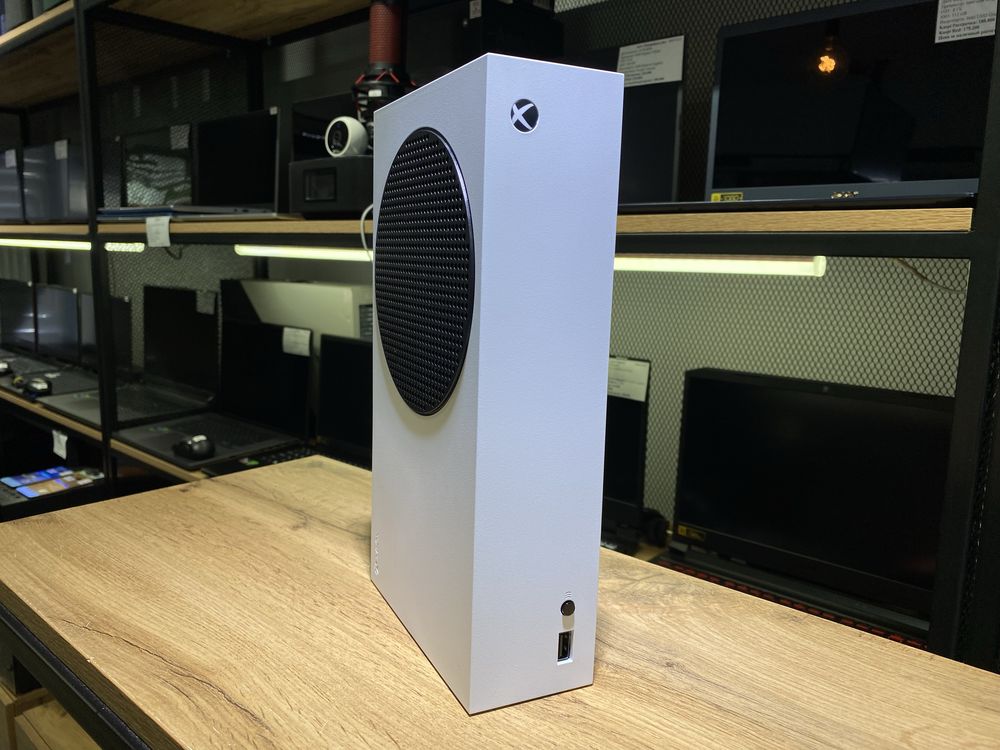 XBOX Series S, 512 GB SSD, 1 джойстик, 10459/А10