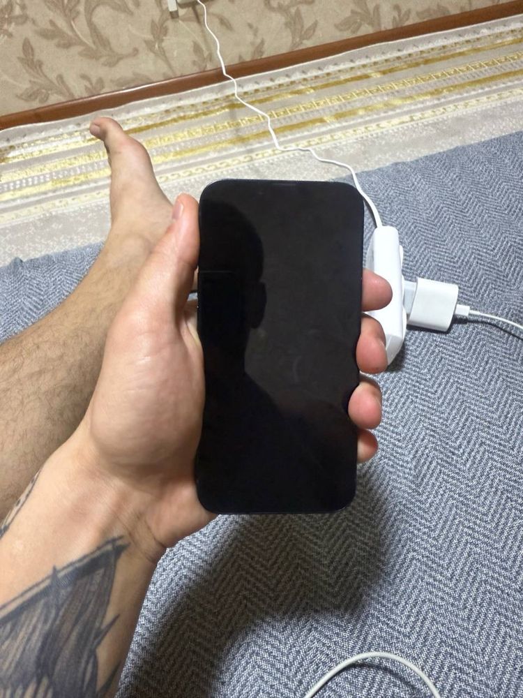 Iphone 14 в хорошем состояние