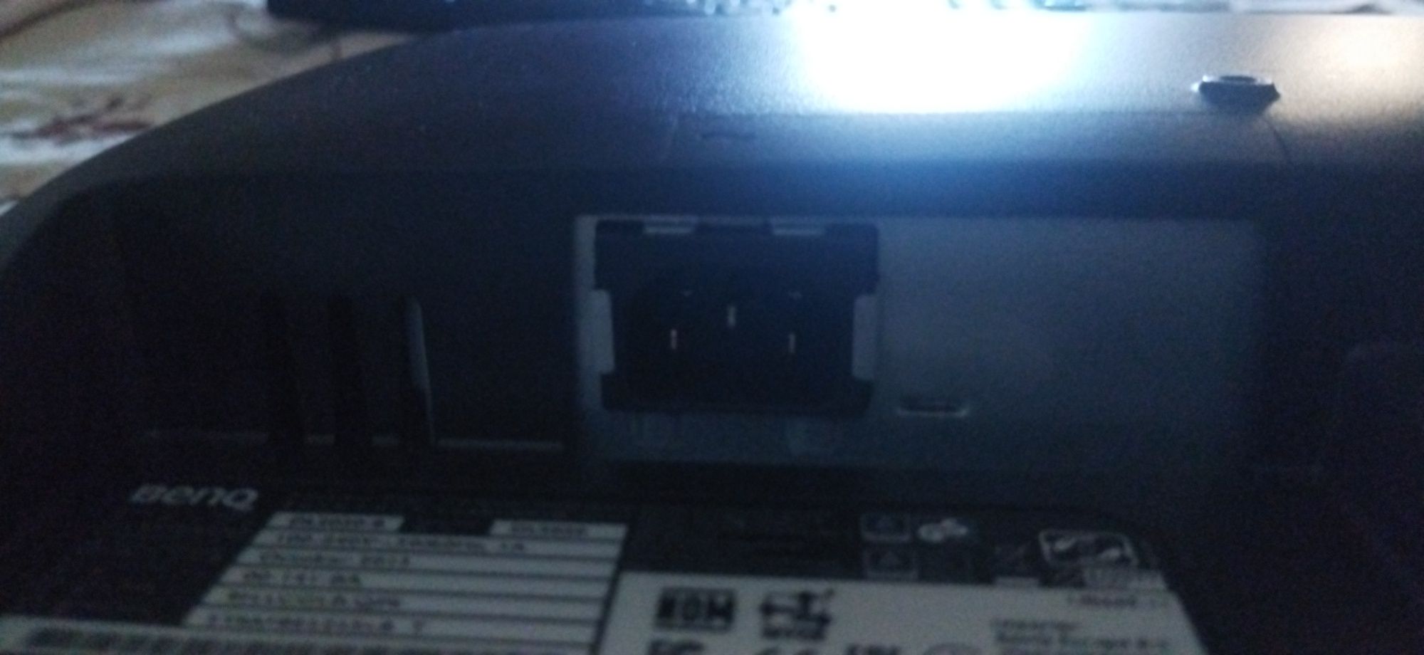 Монитор BENQ 50/60Hz