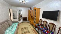 2 ком.кв. в Мкр Самал.Рустам Империя
