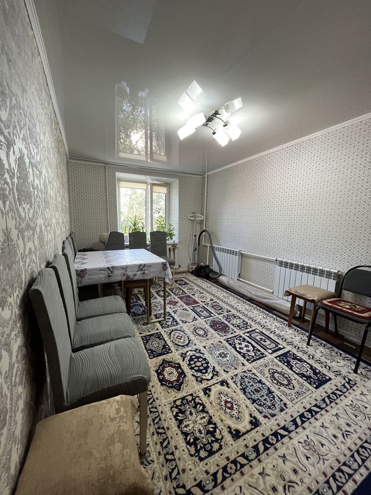 Трехкомнатная квартира, 59,4, 3/5, Абулхаирхана 2/3