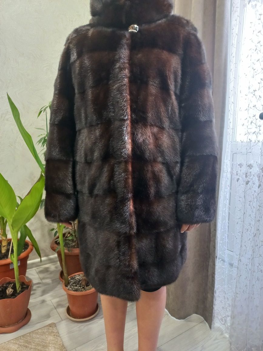 Продам шубу. Б/у