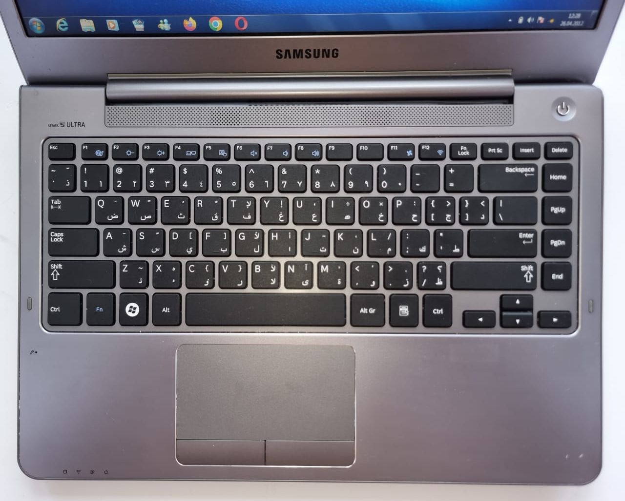 Продам ноутбук Samsung series 5 ultra.