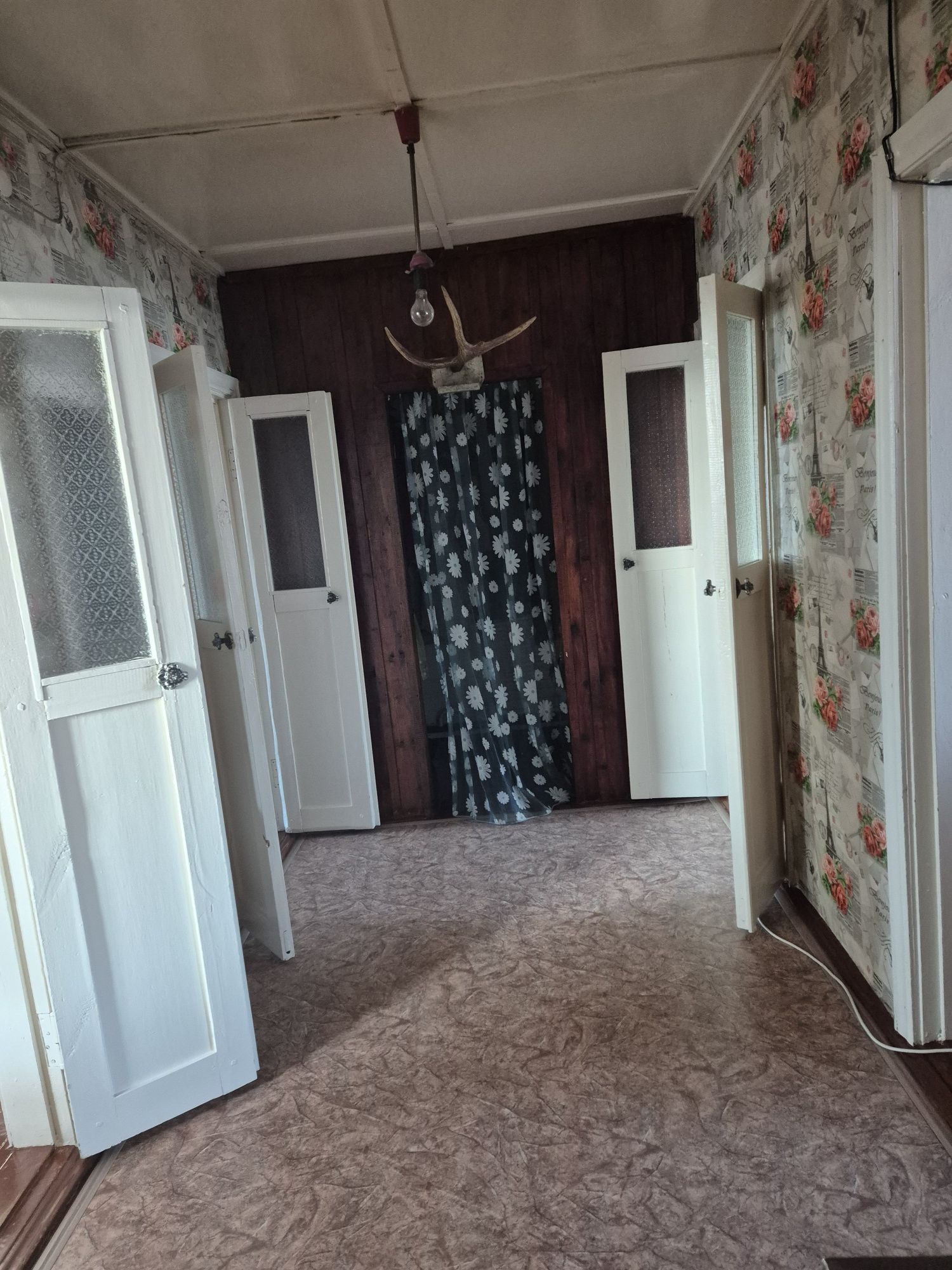 Продам квартиру в селе Жанабет Теренкольского (Качирского) района.