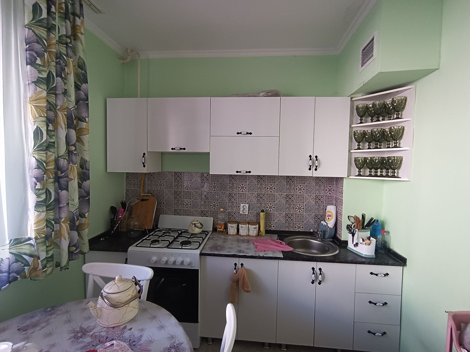 Продается Кухонный гарнитур срочно