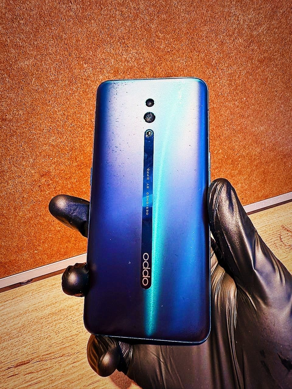Продам Oppo reno