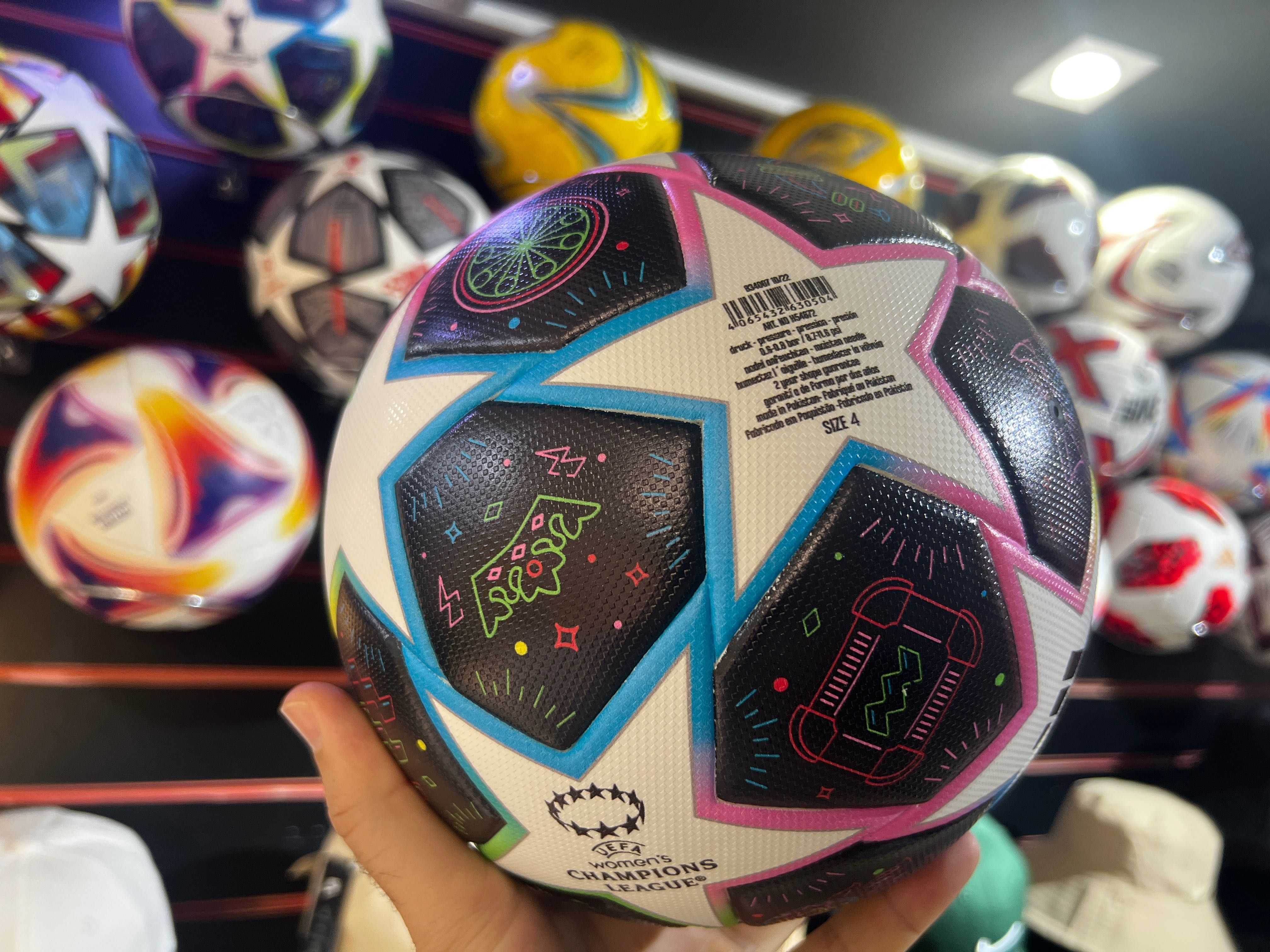 Мяч размер 4 Adidas Al Rihla Qatar 2022 для детей и миниполя