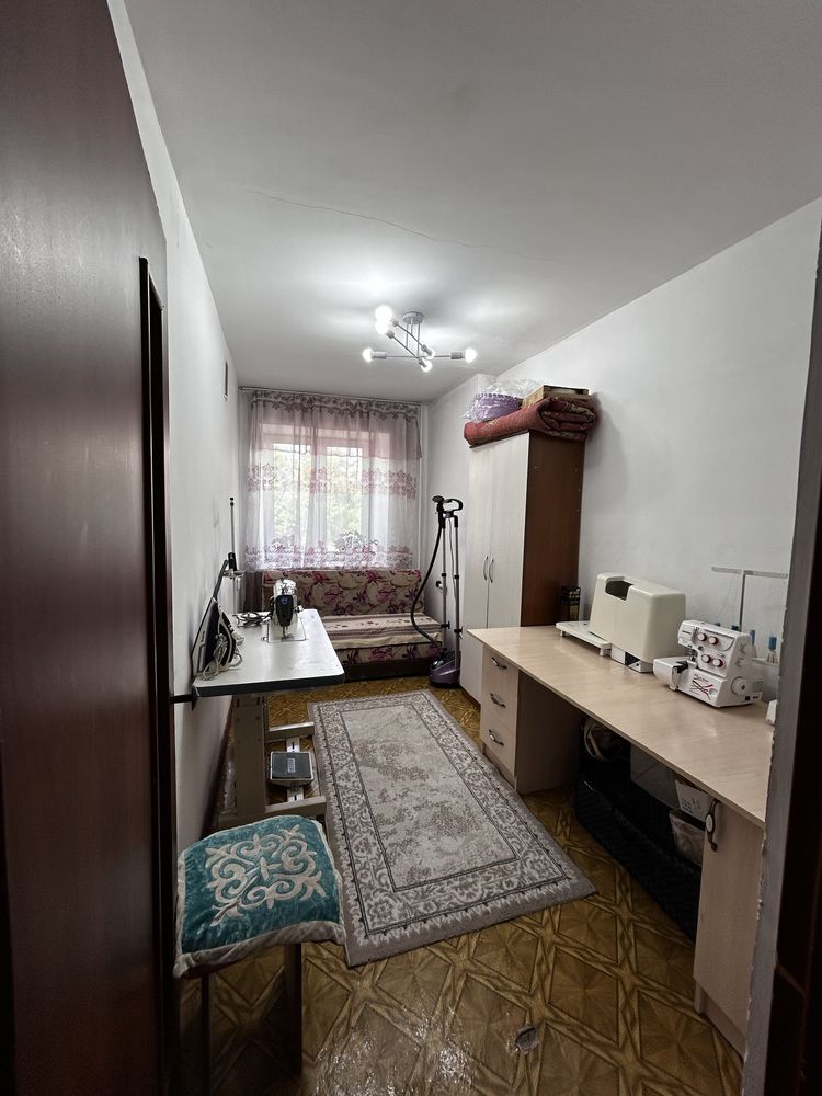 Продам квартиру 4 комнаты