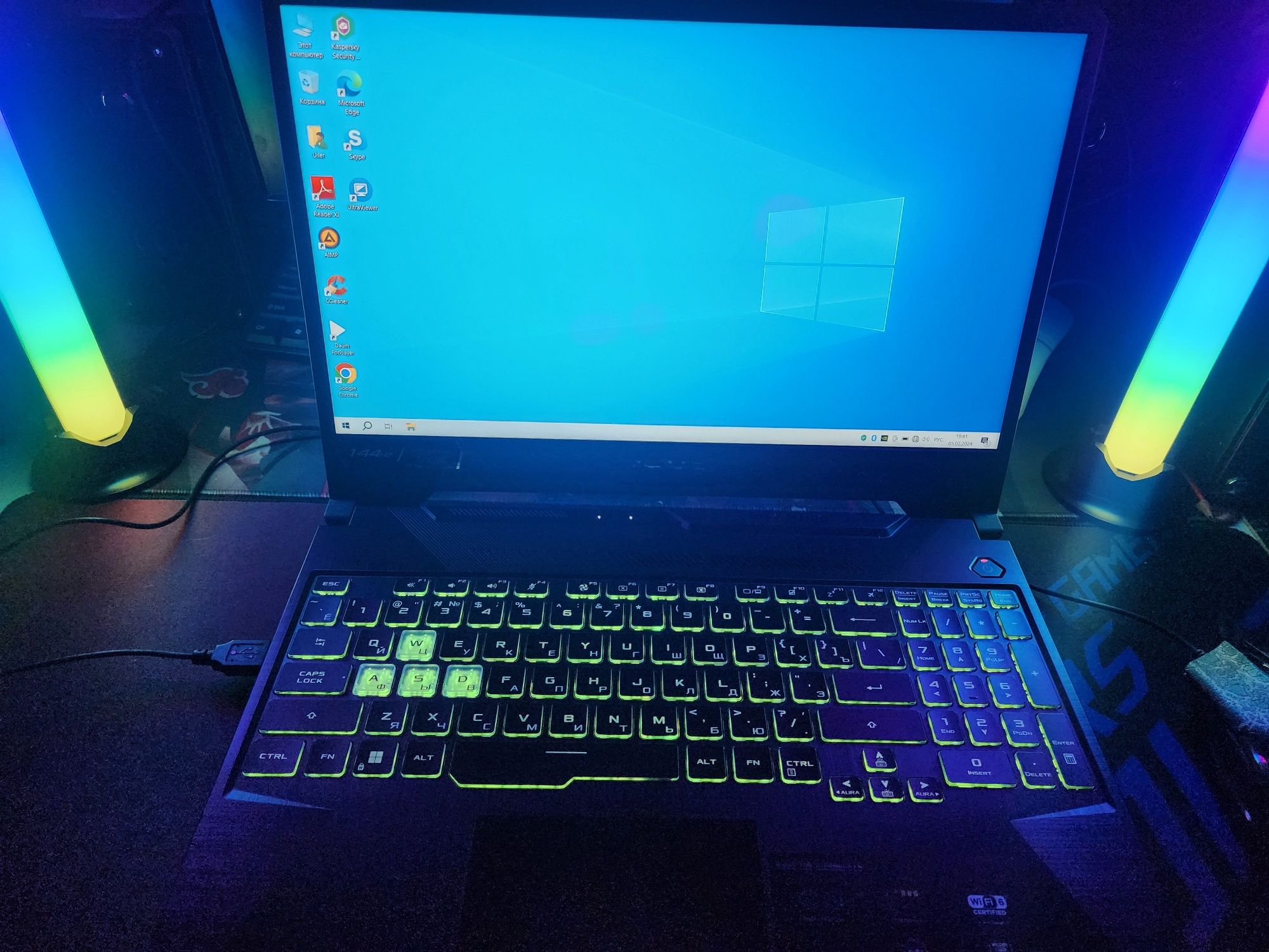 Продам Игровой ноутбук  asus f15 или обмен на мот или эндуро