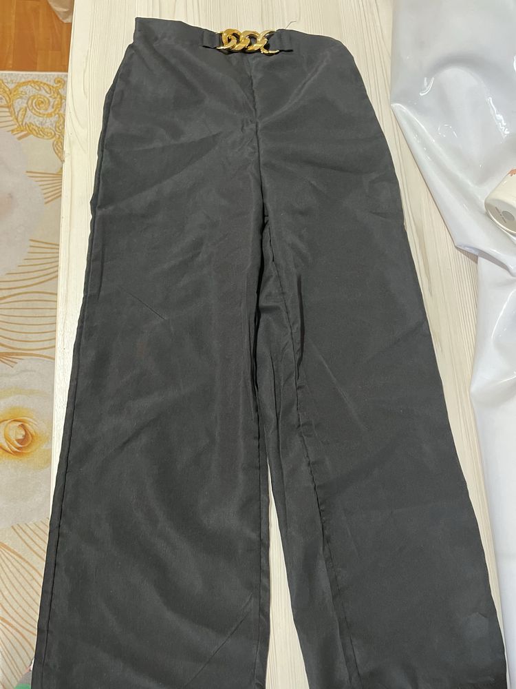 Продам детские вещи