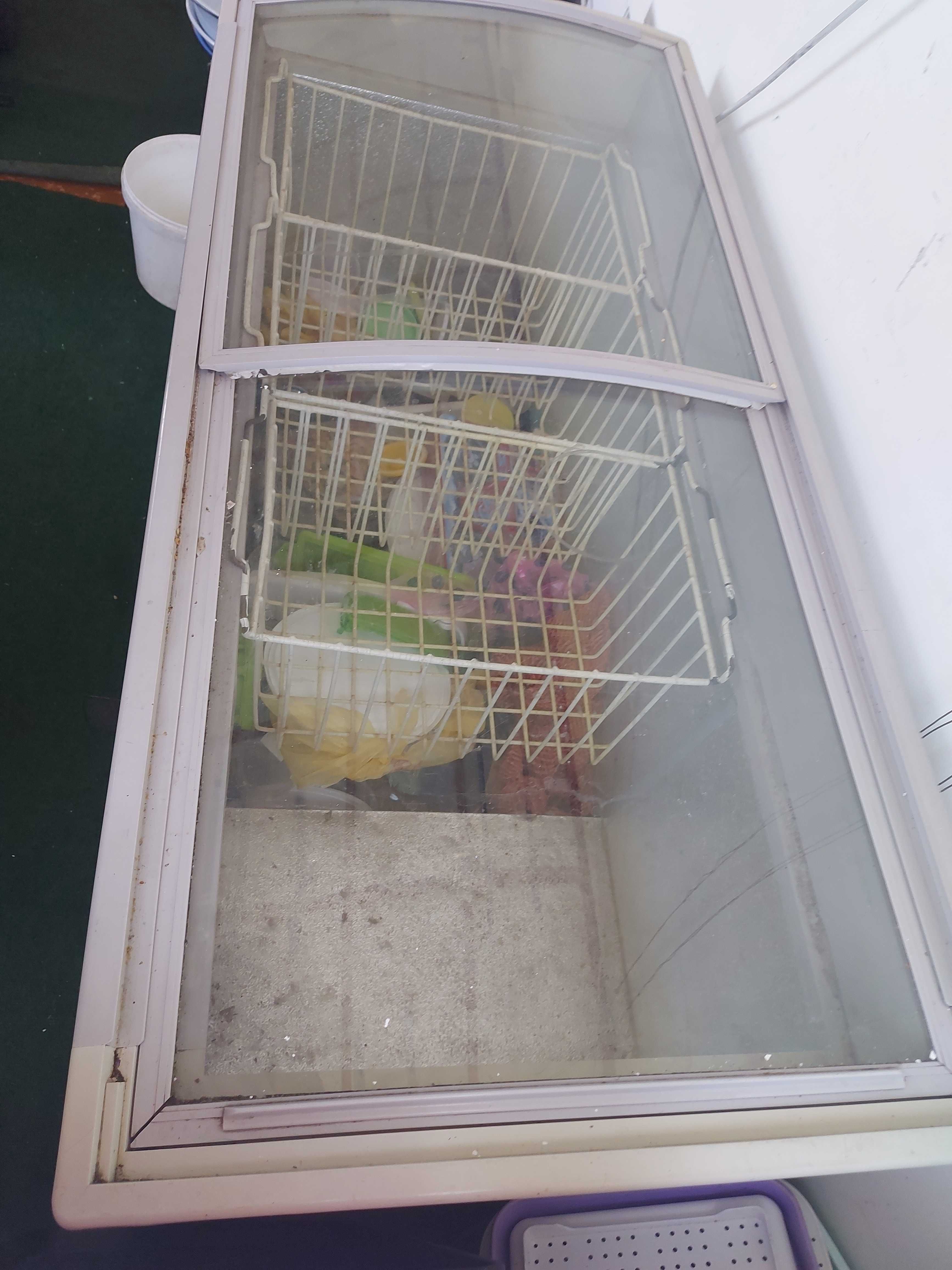 Продам морозильный ветриный ларь Китай