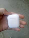 Продам наушники AirPods