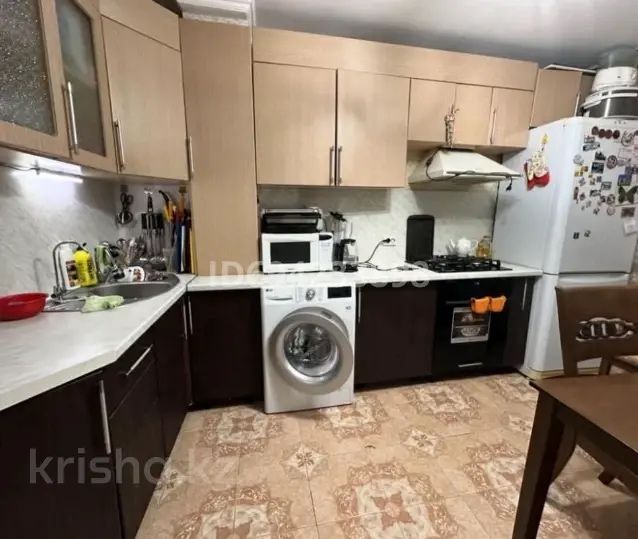 Продам квартиру 4 комнатную