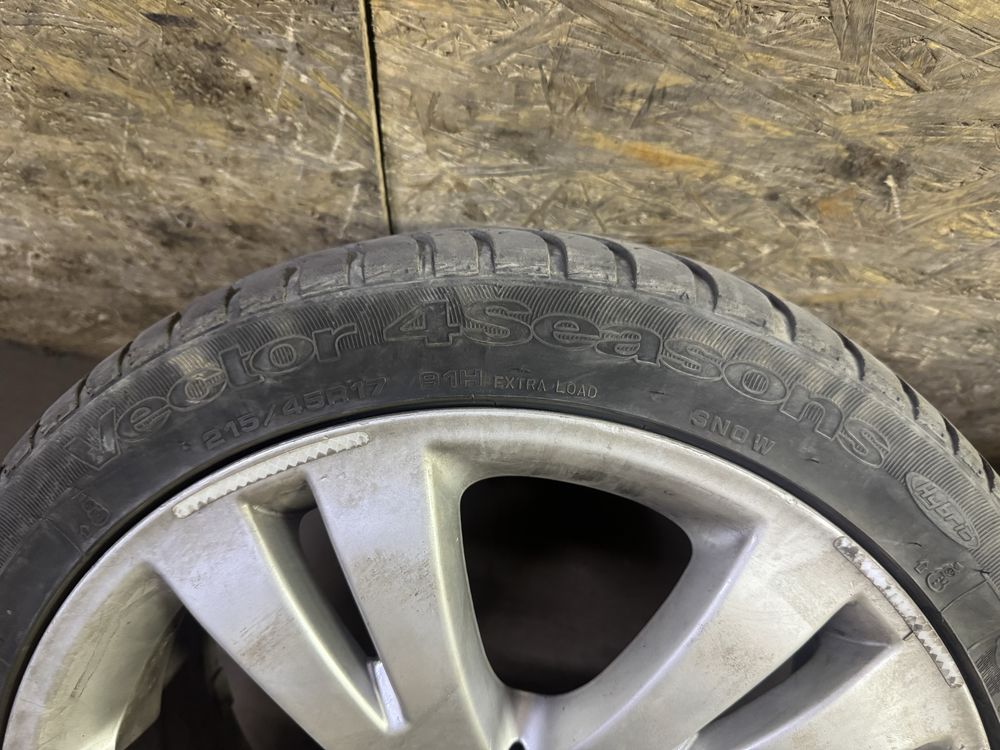 Шины всесезонки Goodyear 215/45/17