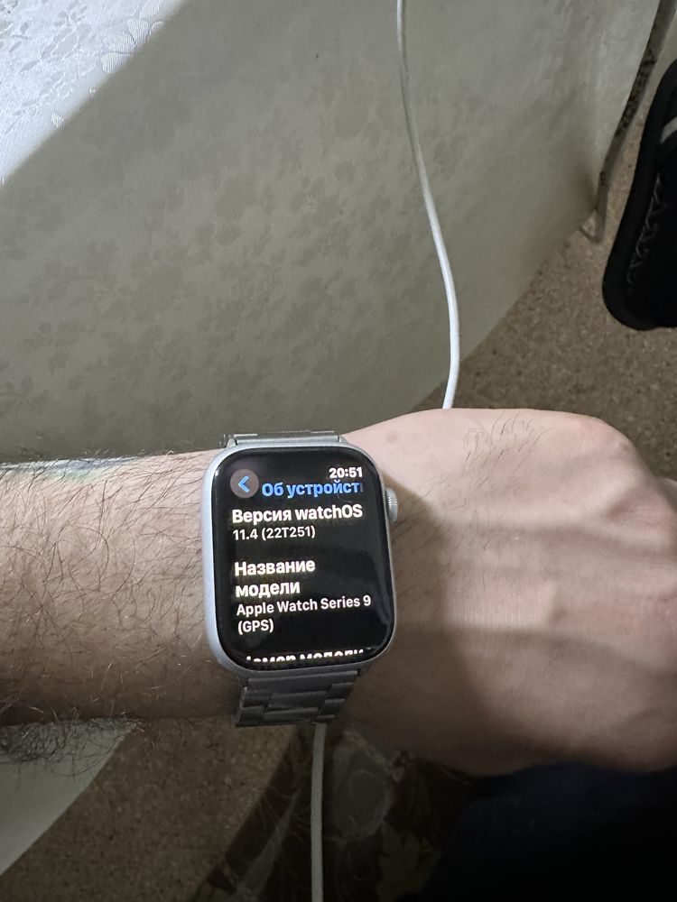 Apple watch 9 45 mm Продам срочна, полный комплект гарантия