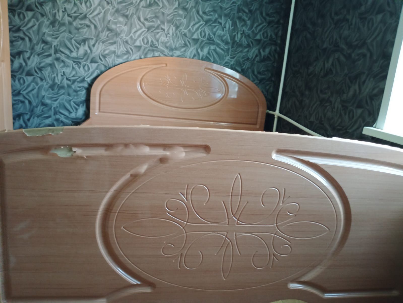 Продам 2-х спальную кровать.