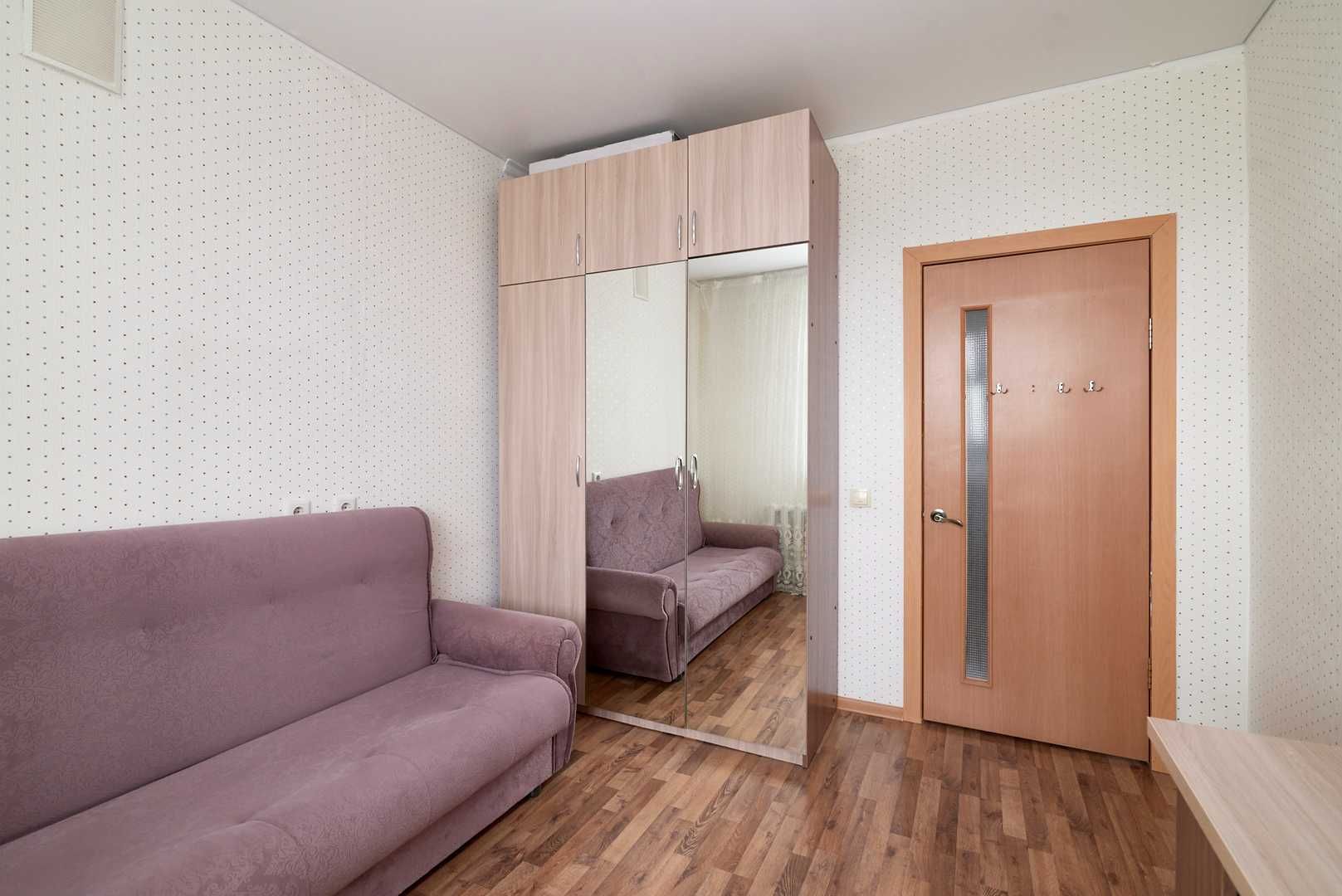 В продаже 2 ком студия в центре левого берега