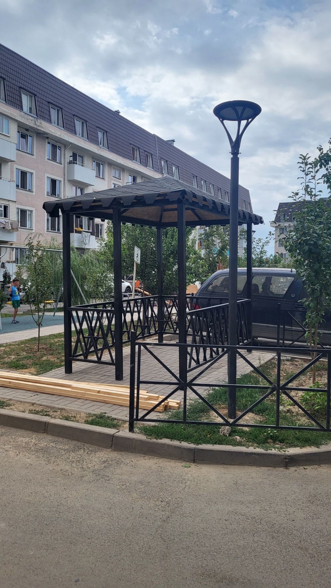 Продам 1ком квартиру в районе Саялы 2 .1 этаж,