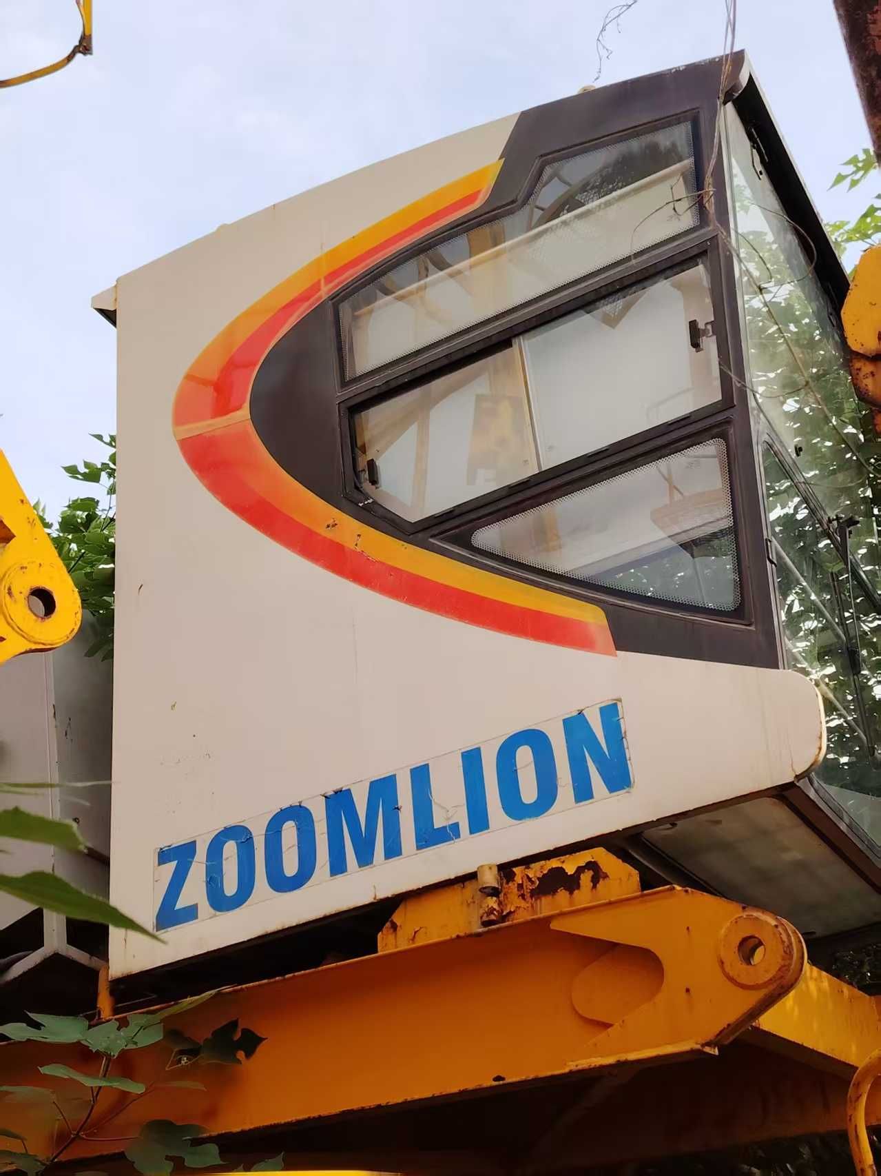 В 2018 году Zoomlion, 16-тонный башенный кран,