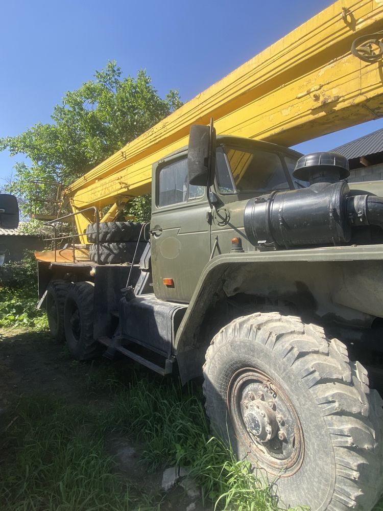 Прадаю урал АГП срочно