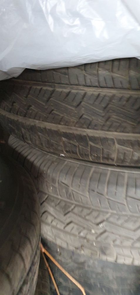 Продам шины бу 5 колёс на джип