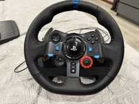 Продам игровой руль Logitech g29