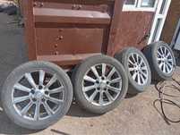 Продается шины в хорошем состоянии, торг имеется
