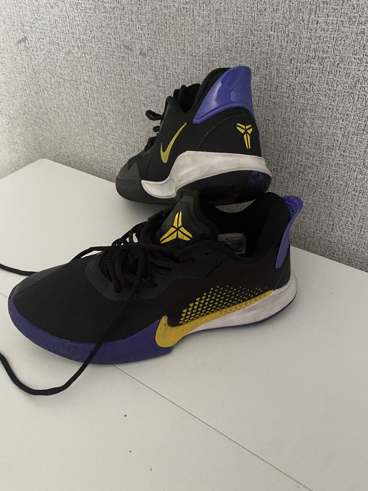 Kobe mamba fury,баскетбольные кроссовки