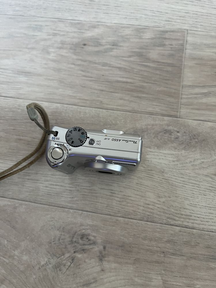 Продаю фотоаппарат canon a 550