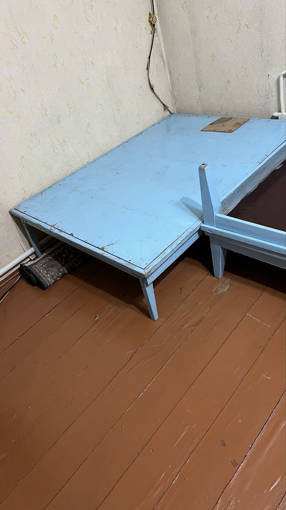 стол продам срочно