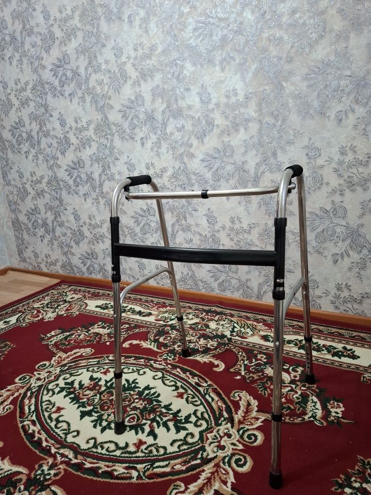 Ходунок после операций