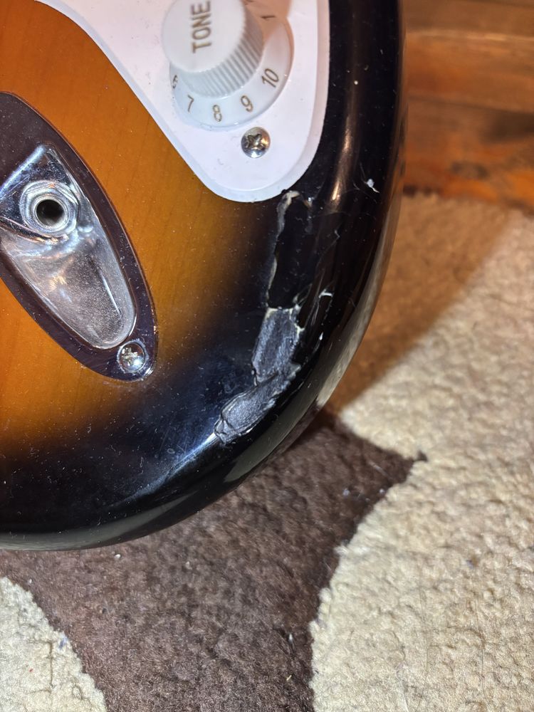 Электрогитара Squier Bullet® Stratocaster hss