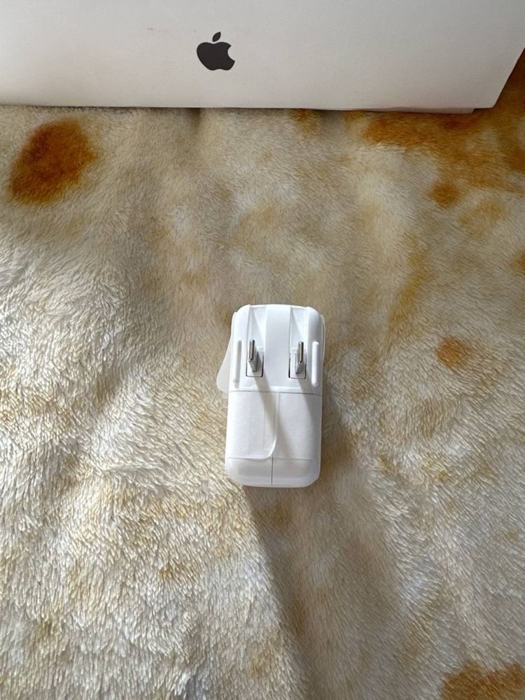 Адаптер для Macbook
