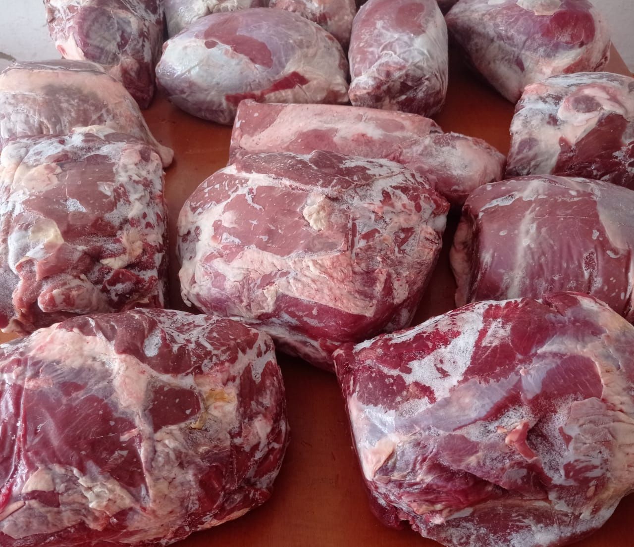 Предлагаем мясо говядины, отличного качества (оптовая продажа) для рес