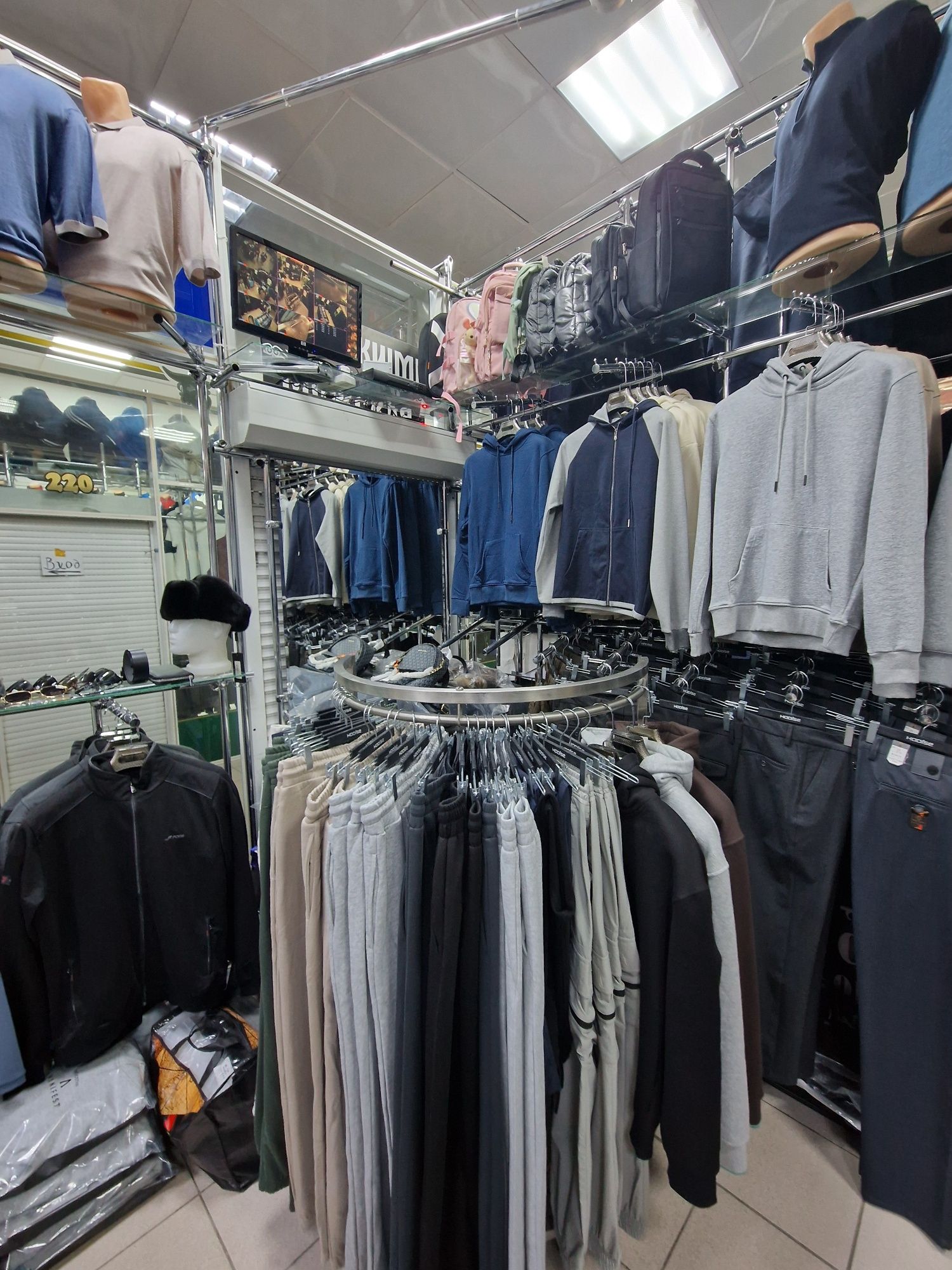 Продам бутик Артем 3 этаж 65 кв.м